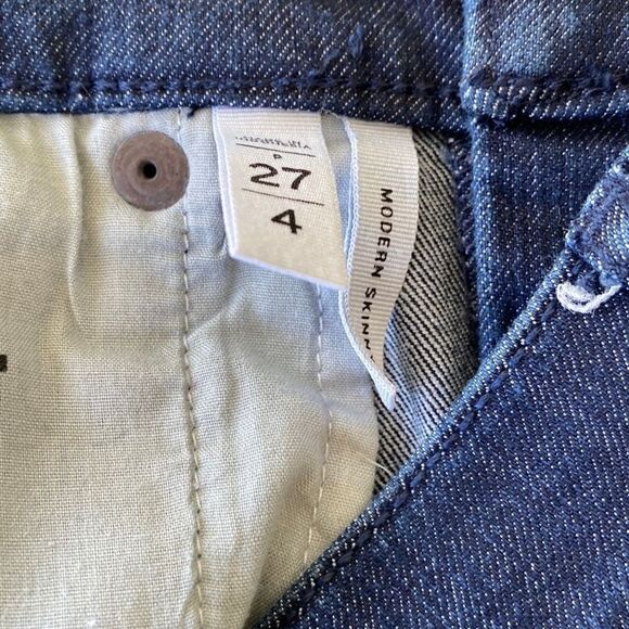 Loft Modern Skinny Button Front High-Rise Dark‎ Wash Jeans NWOT 27 Size 4 - Picture 10 of 14